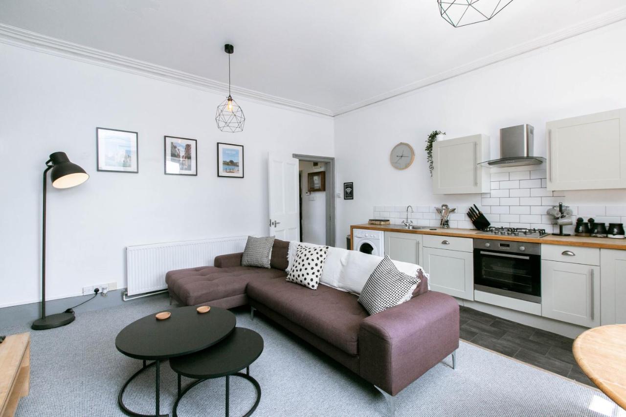Peaceful Apartment - Dedicated Free Parking - Walk To Centre, Uni, Hosp - Business And Leisure - Contact For Long Stays เอ็กซิเตอร์ ภายนอก รูปภาพ