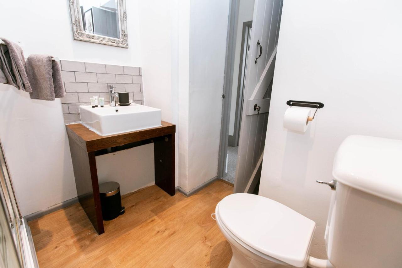 Peaceful Apartment - Dedicated Free Parking - Walk To Centre, Uni, Hosp - Business And Leisure - Contact For Long Stays เอ็กซิเตอร์ ภายนอก รูปภาพ